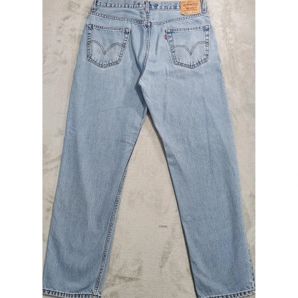 Levi's 550 Jeans Mens 36x34 Blue Light Wash Relaxed Tapered Zip Fly Denim Cotton